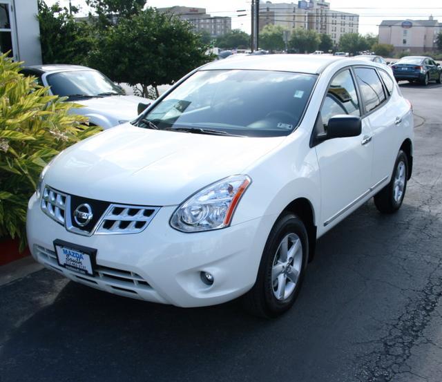 2012 Nissan Rogue XR