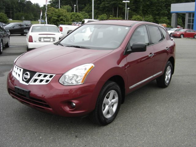 2012 Nissan Rogue Lariat Crew Cab 4WD DRW