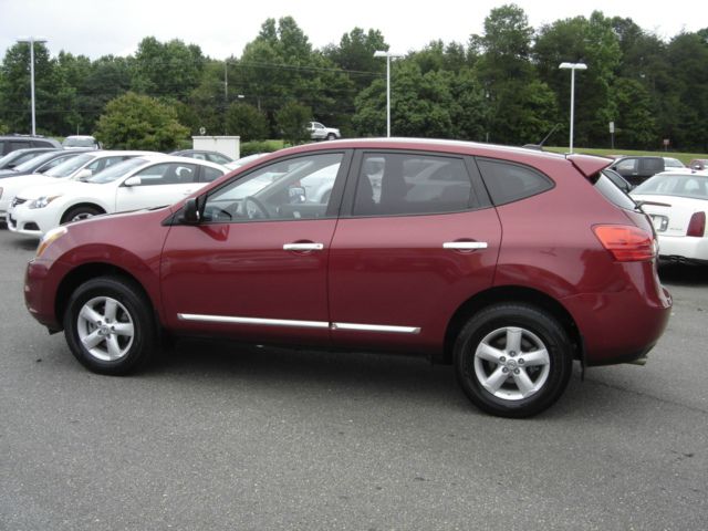 2012 Nissan Rogue Lariat Crew Cab 4WD DRW