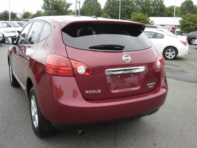 2012 Nissan Rogue Lariat Crew Cab 4WD DRW