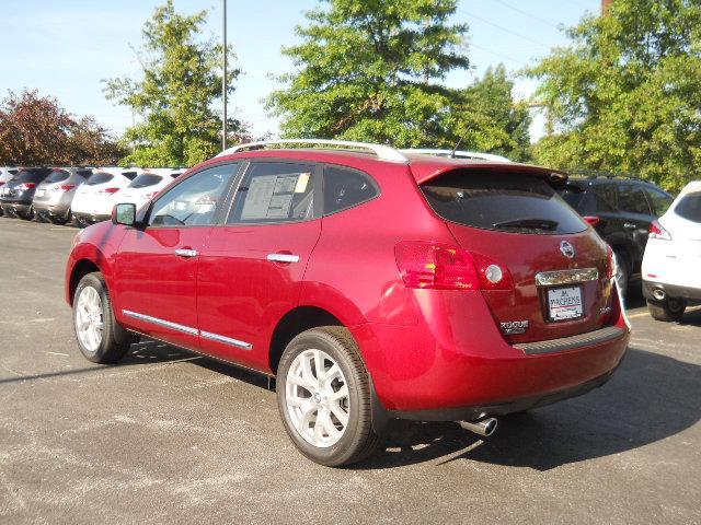 2012 Nissan Rogue LS S