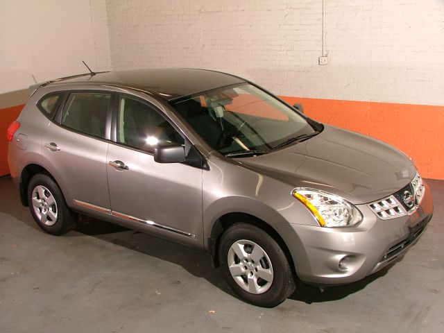 2012 Nissan Rogue Lariat Crew Cab 4WD DRW