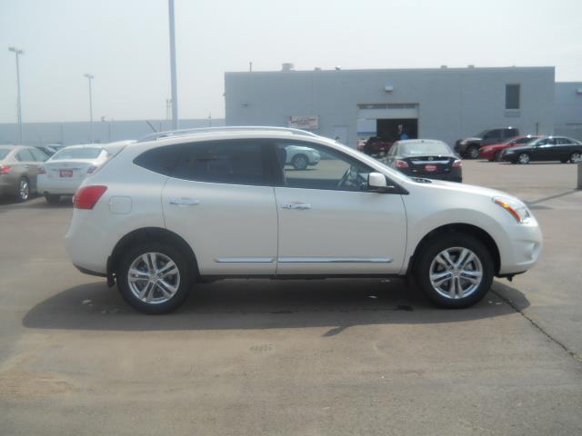 2013 Nissan Rogue LS S