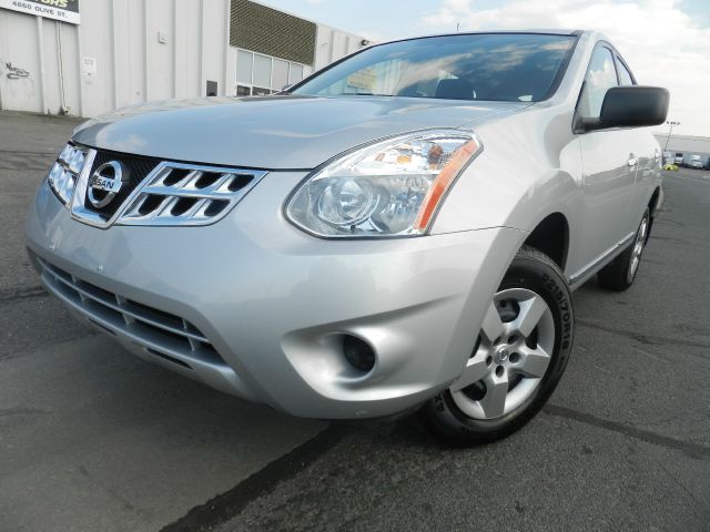 2013 Nissan Rogue Lariat Crew Cab 4WD DRW