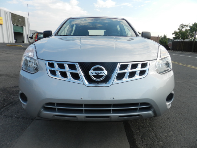 2013 Nissan Rogue Lariat Crew Cab 4WD DRW