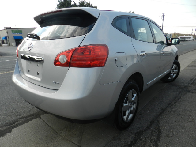 2013 Nissan Rogue Lariat Crew Cab 4WD DRW