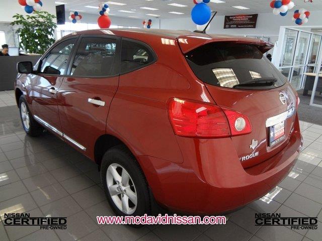 2013 Nissan Rogue 2500hd 2WD Reg Cab