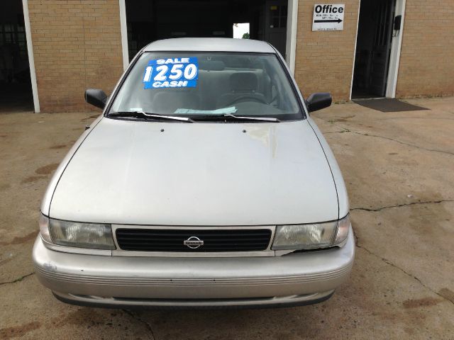 1993 Nissan Sentra Journey Sedan