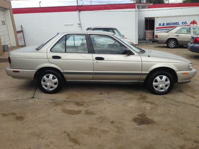 1993 Nissan Sentra Journey Sedan