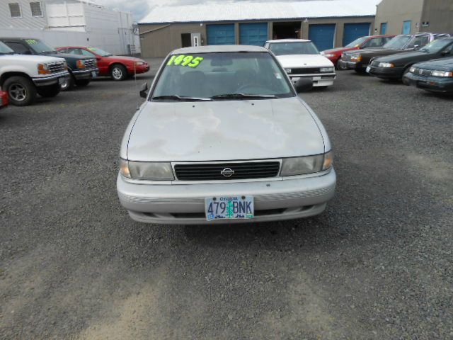 1994 Nissan Sentra Journey Sedan