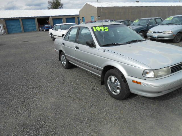 1994 Nissan Sentra Journey Sedan