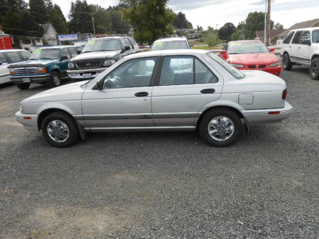 1994 Nissan Sentra Journey Sedan