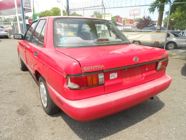 1994 Nissan Sentra Journey Sedan