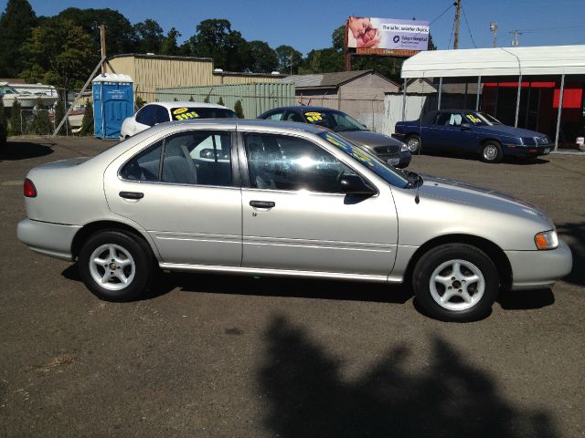 1997 Nissan Sentra Standard 4X4 Hardtop