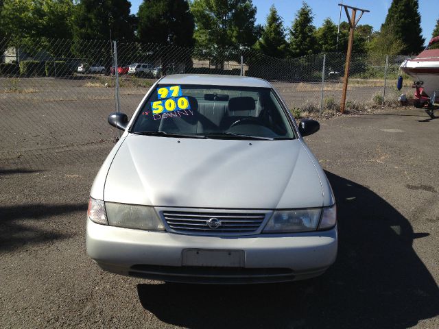 1997 Nissan Sentra Standard 4X4 Hardtop