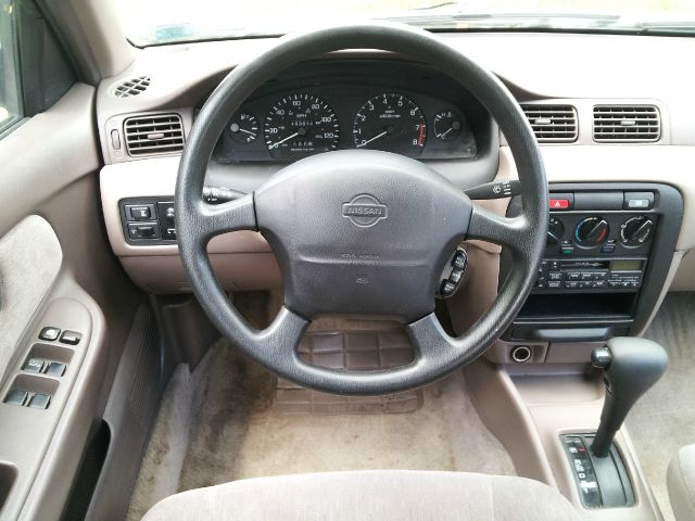 1997 Nissan Sentra 3.0 Quattro