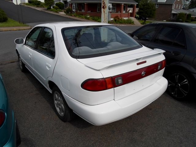 1999 Nissan Sentra Unknown