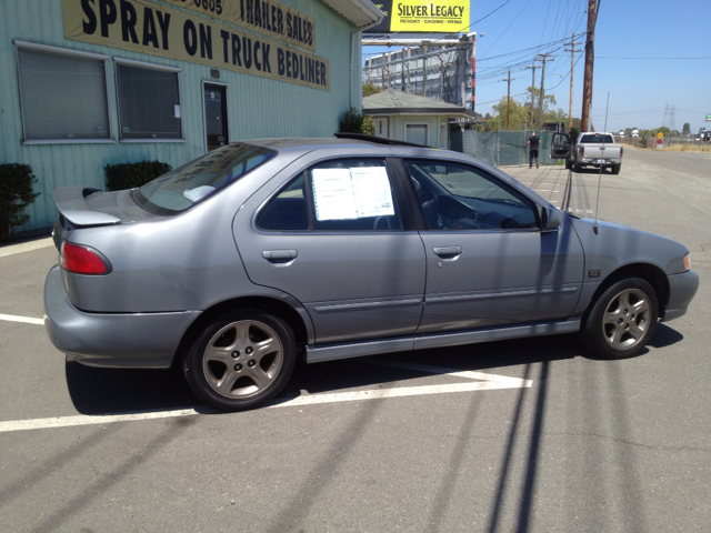 1999 Nissan Sentra SE