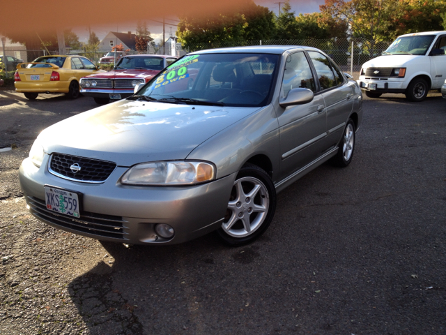 2000 Nissan Sentra XLT 2WD