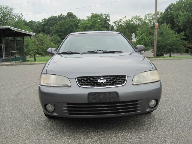 2000 Nissan Sentra SE