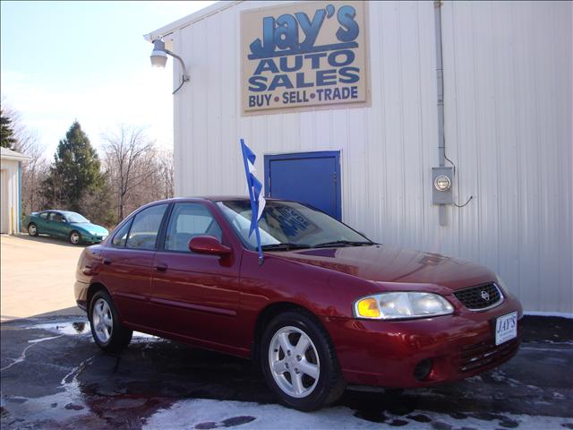 2001 Nissan Sentra 4dr Sdn I4 Manual LE (natl) Sedan