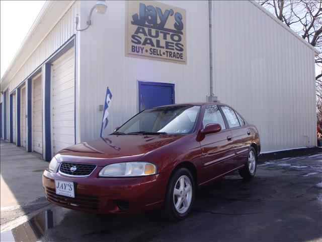 2001 Nissan Sentra 4dr Sdn I4 Manual LE (natl) Sedan