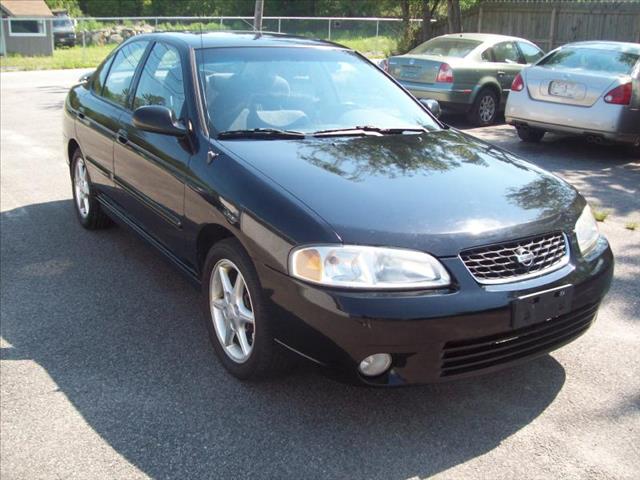 2001 Nissan Sentra XLT 2WD