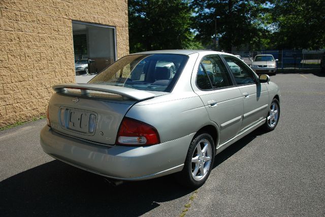 2001 Nissan Sentra SE