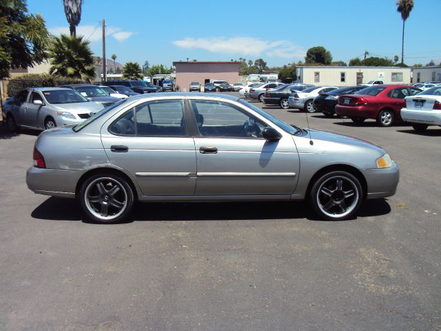 2001 Nissan Sentra W/nav.sys