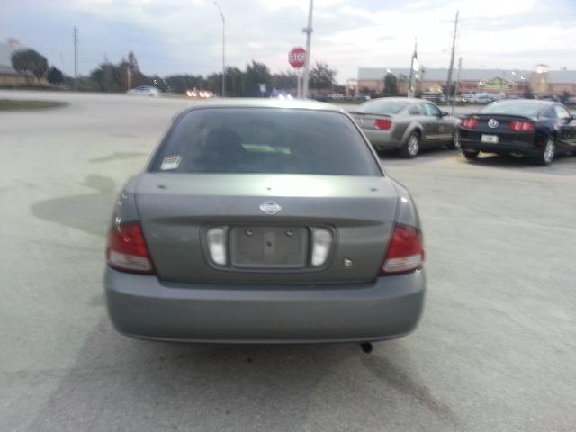 2001 Nissan Sentra Unknown