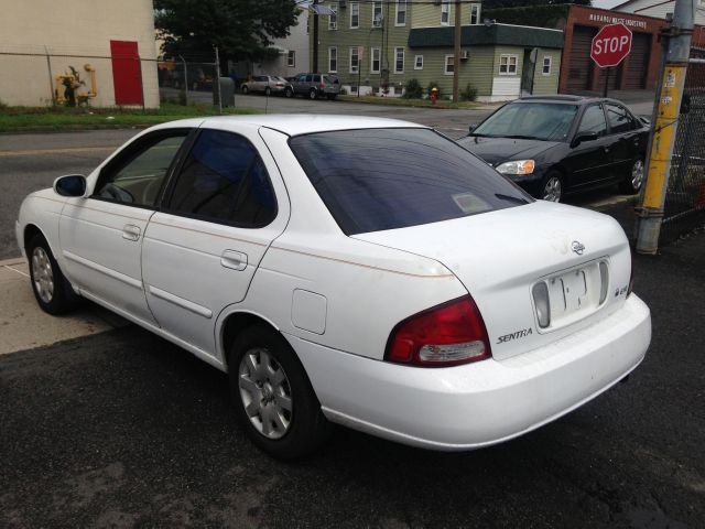 2001 Nissan Sentra 2DR REG 135wb 4