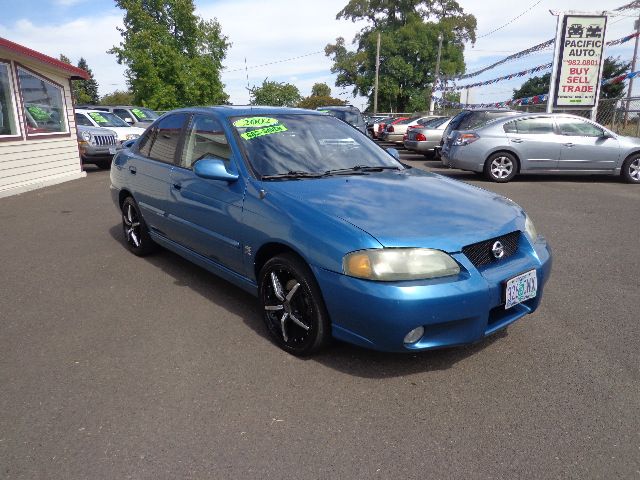 2002 Nissan Sentra Crew Cab Standard Box 4-wheel Drive SLE