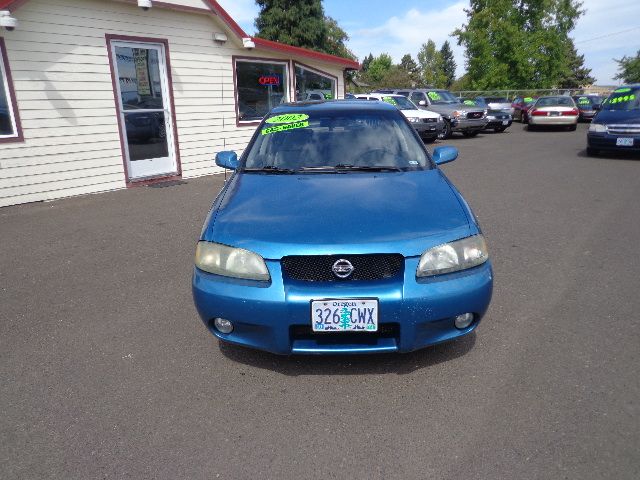 2002 Nissan Sentra Crew Cab Standard Box 4-wheel Drive SLE