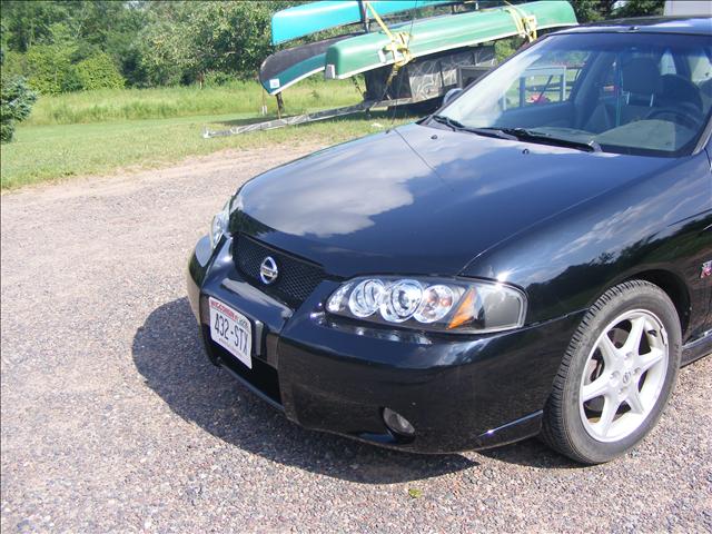 2002 Nissan Sentra Crew Cab Standard Box 4-wheel Drive SLE