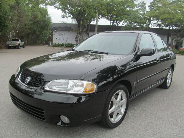 2002 Nissan Sentra Crew Cab Standard Box 4-wheel Drive SLE