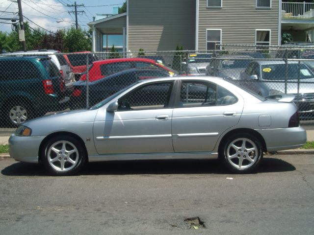 2003 Nissan Sentra Crew Cab Standard Box 4-wheel Drive SLE