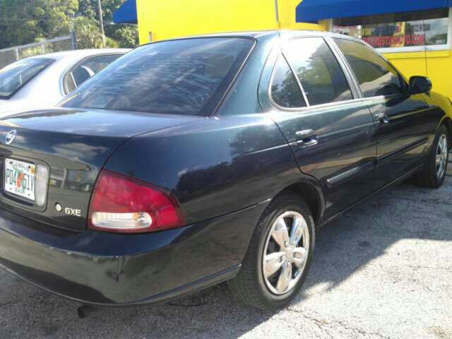 2003 Nissan Sentra 4dr Sdn I4 Manual LE (natl) Sedan