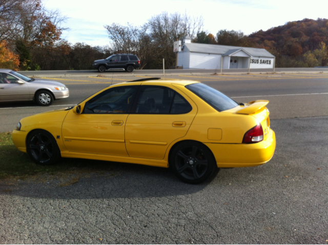 2003 Nissan Sentra Denali Crew Cab 4x4