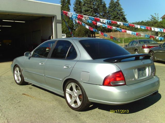 2003 Nissan Sentra Denali Crew Cab 4x4