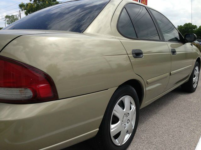 2003 Nissan Sentra W/nav.sys