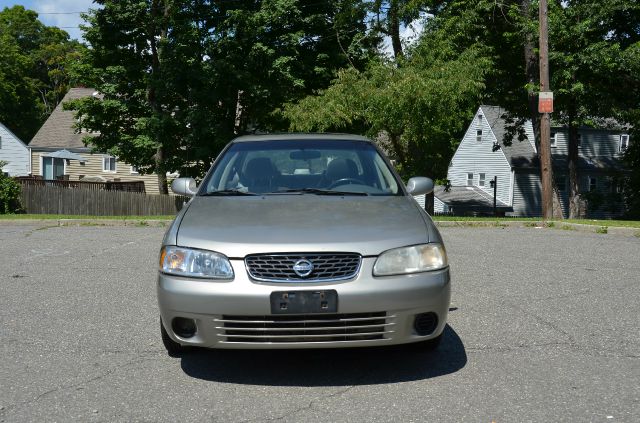 2003 Nissan Sentra Crew Cab Standard Box 4-wheel Drive SLE