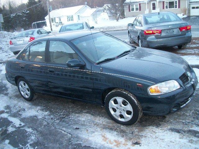 2004 Nissan Sentra FWD 4dr SEL