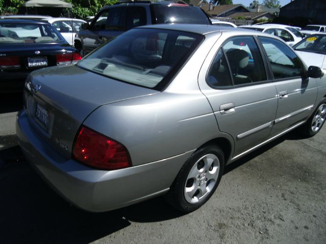 2004 Nissan Sentra E43