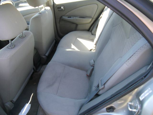 2004 Nissan Sentra E43