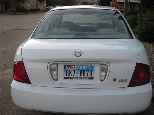 2004 Nissan Sentra E43