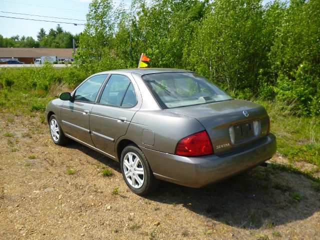 2004 Nissan Sentra E43