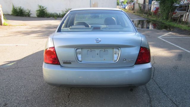 2004 Nissan Sentra E43