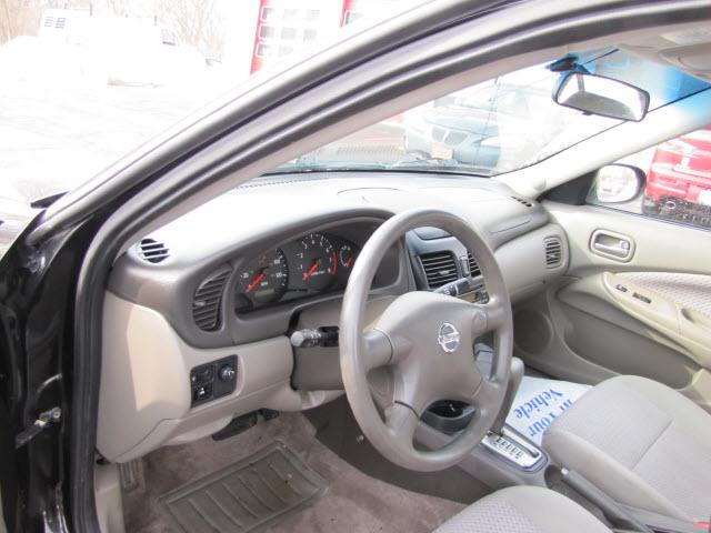 2004 Nissan Sentra E43