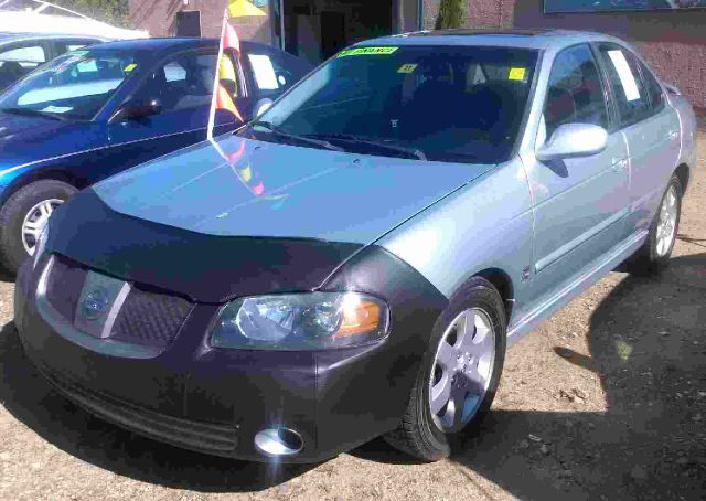 2004 Nissan Sentra Crew Cab Standard Box 4-wheel Drive SLE