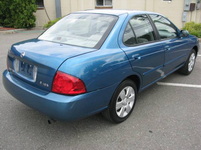 2004 Nissan Sentra E43